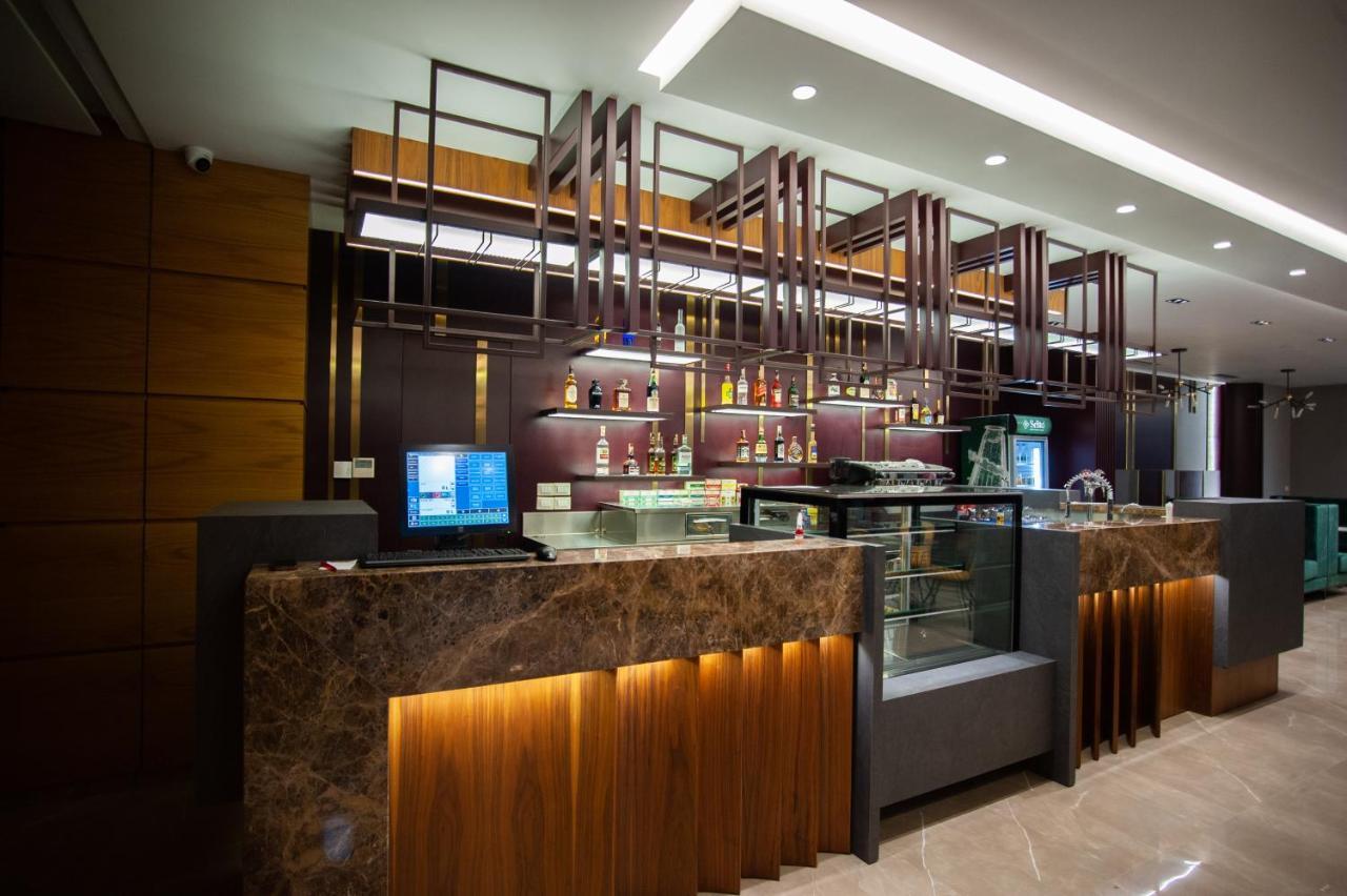 Agsel Hotel & Spa Tirana Exteriör bild