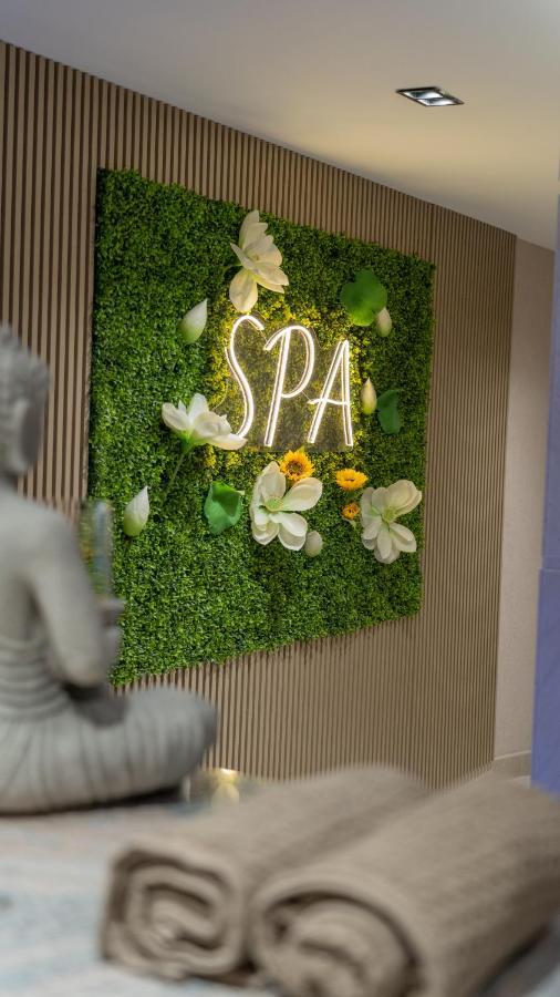 Agsel Hotel & Spa Tirana Exteriör bild
