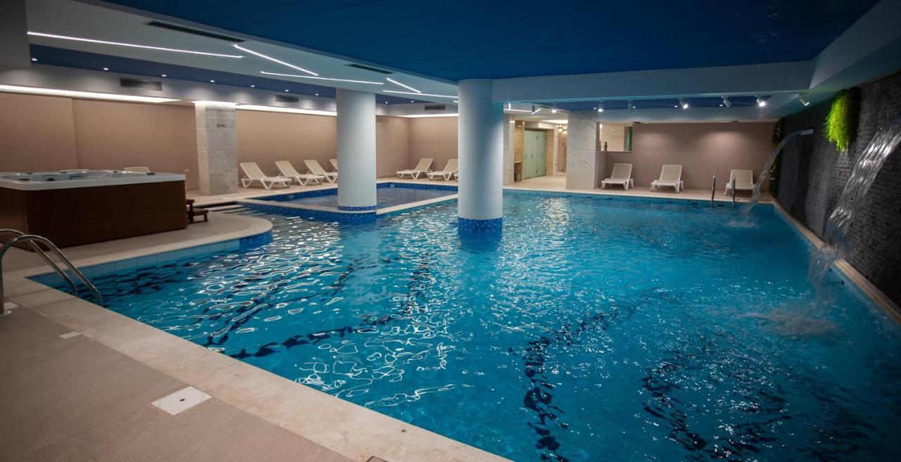 Agsel Hotel & Spa Tirana Exteriör bild