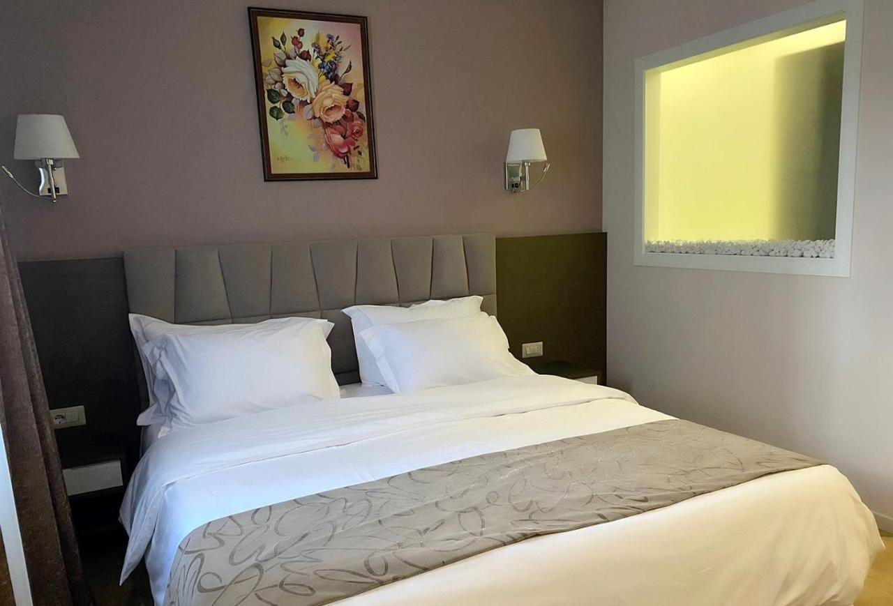 Agsel Hotel & Spa Tirana Exteriör bild