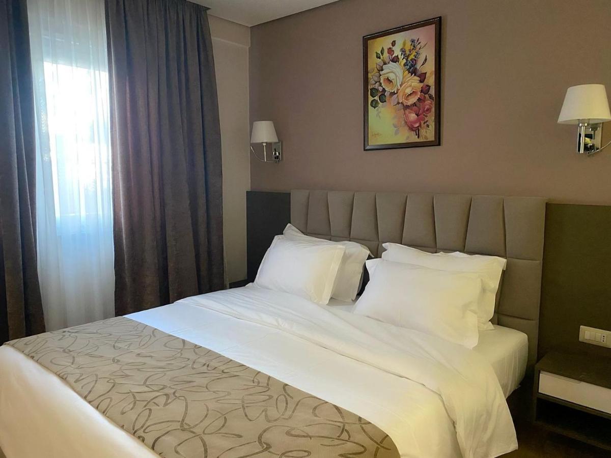 Agsel Hotel & Spa Tirana Exteriör bild