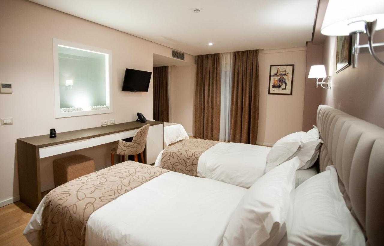 Agsel Hotel & Spa Tirana Exteriör bild